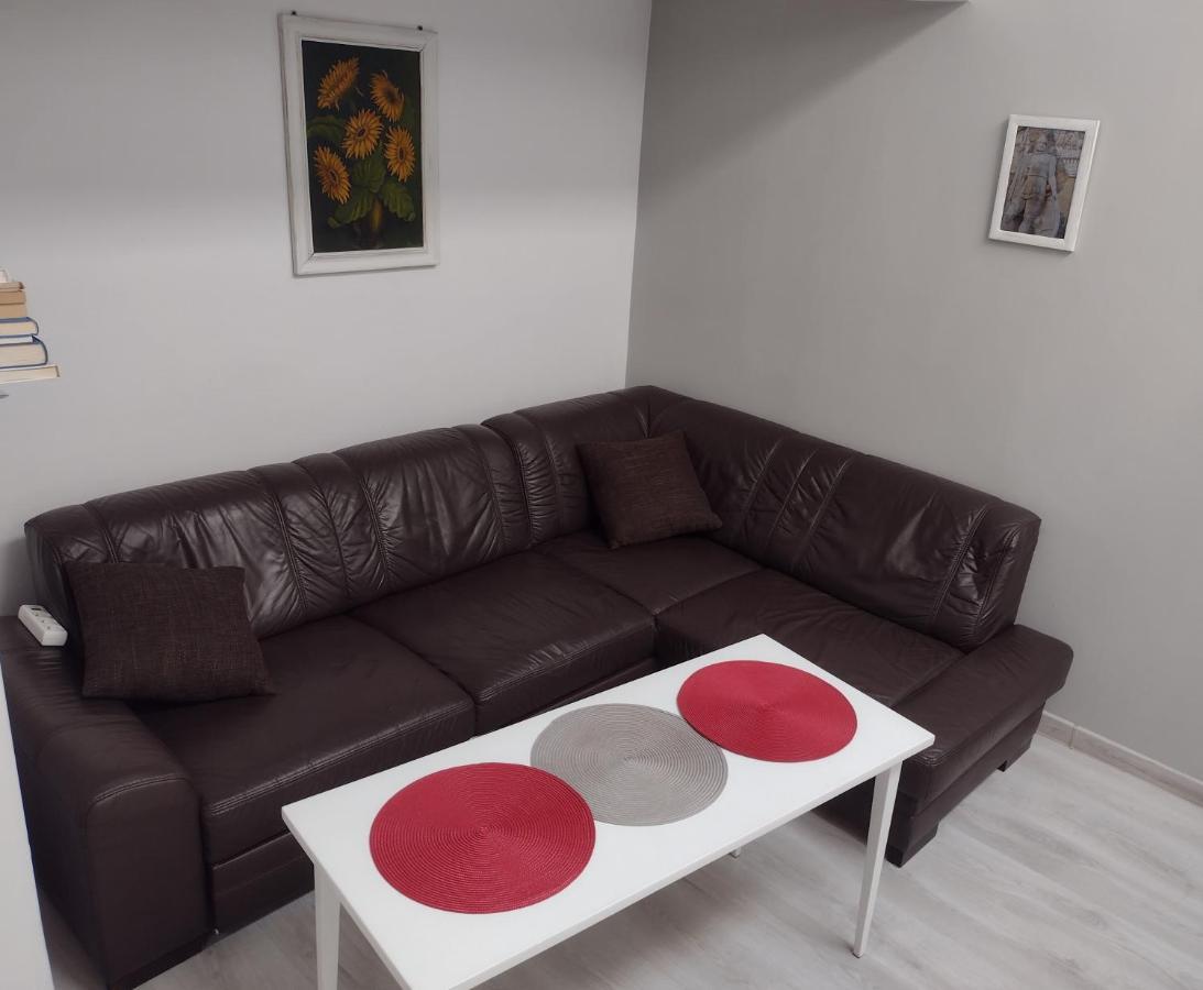 Cieply, Przytulny Apartament, 34 M 2, Centrum Μπίντγκοστς Εξωτερικό φωτογραφία