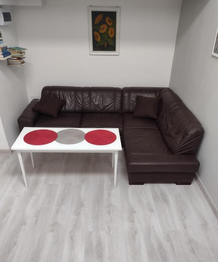 Cieply, Przytulny Apartament, 34 M 2, Centrum Μπίντγκοστς Εξωτερικό φωτογραφία